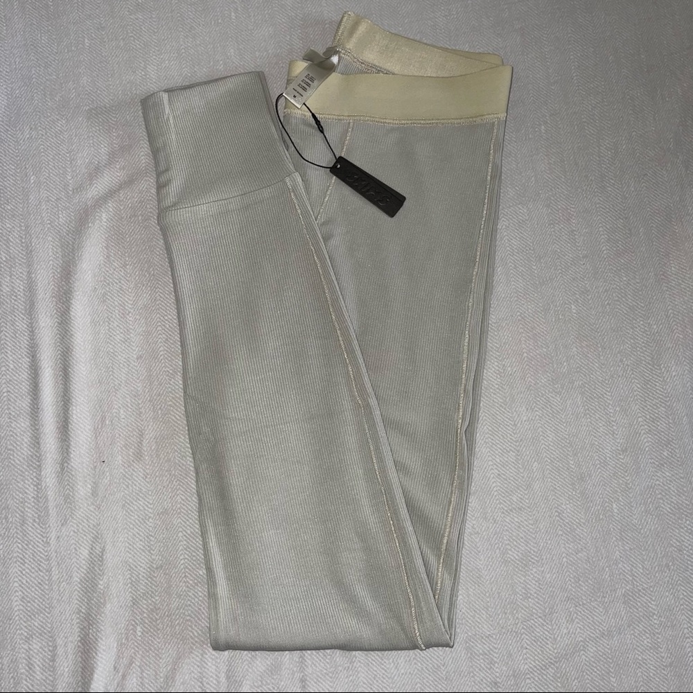 SKIMS Rib Leggings